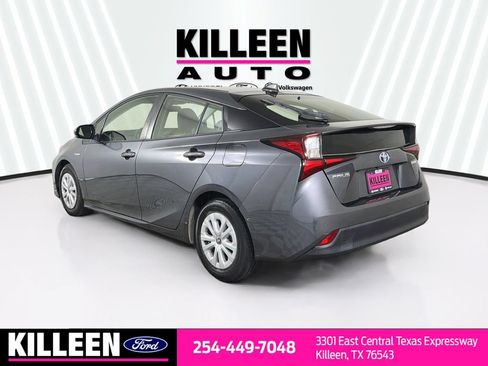 Used 2022 Toyota Prius LE FWD image 7