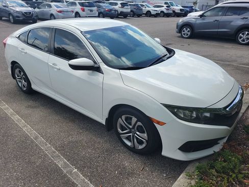 Used 2018 Honda Civic LX image 2