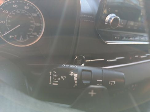 Used 2022 Mitsubishi Outlander SE image 16