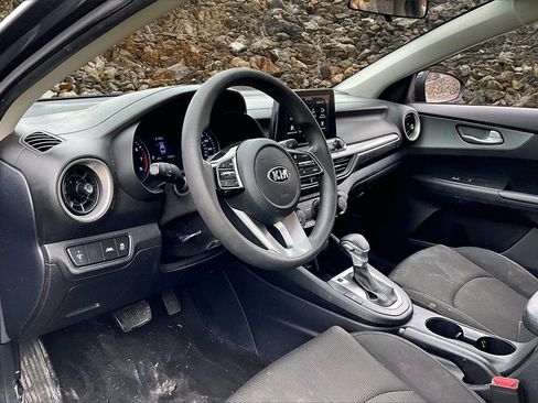 Used 2020 Kia Forte LXS image 11