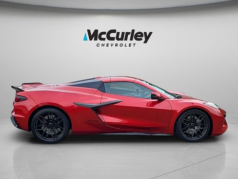 Used 2024 Chevrolet Corvette Z06 w/ Battery Protection Package RWD image 8