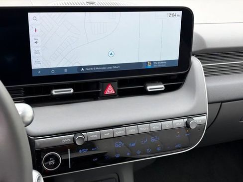 Used 2025 Hyundai Ioniq 5 Limited image 19