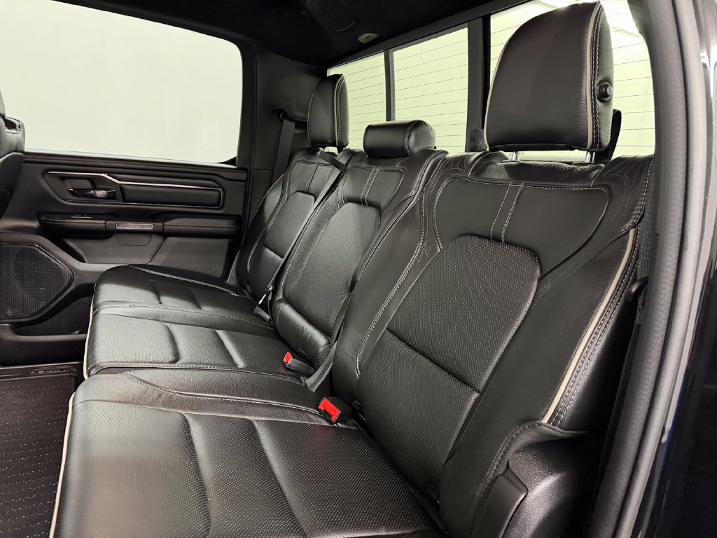 Used 2022 RAM 1500 Limited w/ Body-Colour Bumper Group AWD/4WD image 32