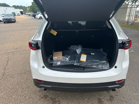 New 2025 MAZDA CX-5 Carbon Edition image 23