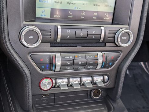Used 2018 Ford Mustang GT Premium w/ Equipment Group 401A RWD image 26