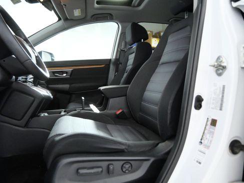 Used 2019 Honda CR-V EX image 16