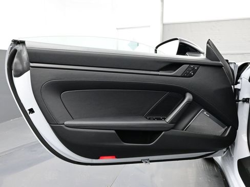 Certified 2026 Porsche 911 Carrera 4 GTS AWD/4WD image 7