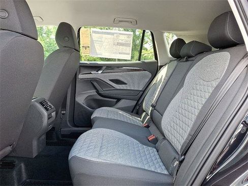 New 2025 Volkswagen Tiguan S image 7