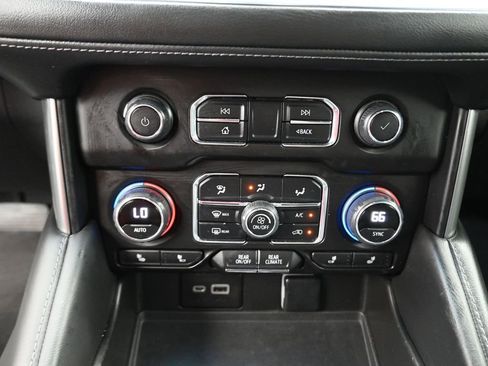 Used 2023 Chevrolet Tahoe Z71 image 9