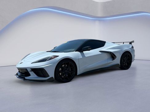 Used 2021 Chevrolet Corvette Stingray Premium Cpe w/ Z51 Performance Package RWD image 7