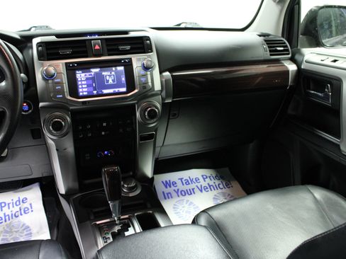 Used 2017 Toyota 4Runner Limited image 19