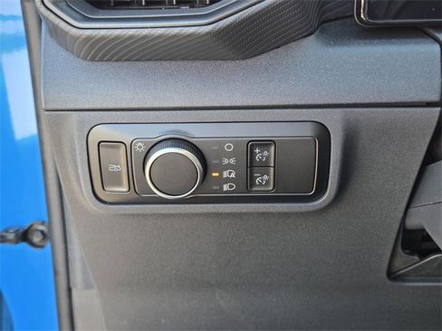 Used 2025 Ford Mustang Coupe image 22