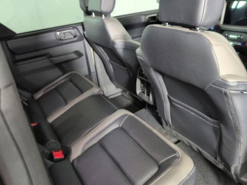 New 2025 Ford Bronco Outer Banks image 11