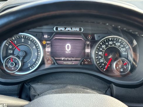 Used 2021 RAM 1500 Big Horn w/ Built-to-serve Edition image 24