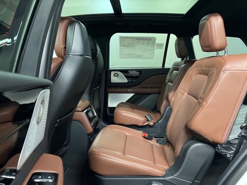 New 2026 Lincoln Aviator Reserve image 33