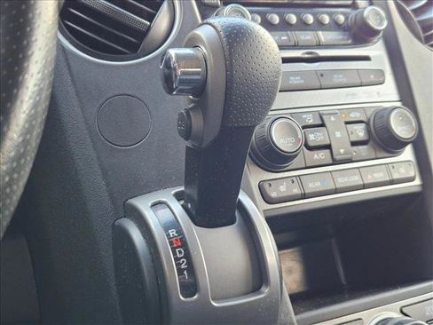 Used 2012 Honda Pilot Touring image 12