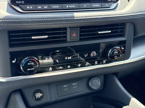 Used 2026 Nissan Rogue SV w/ Cold Weather Package AWD/4WD image 30