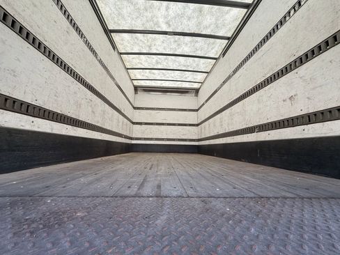 Used 2019 Ford F550 2WD Regular Cab Super Duty image 8