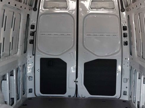 New 2025 Mercedes-Benz Sprinter 2500 image 27