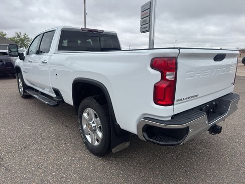 Used 2021 Chevrolet Silverado 2500 LTZ w/ LTZ Convenience Package AWD/4WD image 8