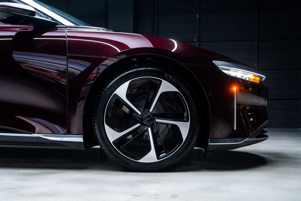 Used 2023 Lucid Air Touring AWD/4WD image 14