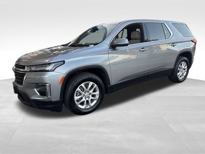 Used 2023 Chevrolet Traverse LS