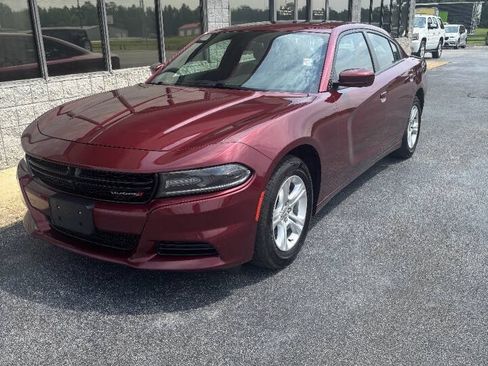 Used 2020 Dodge Charger SXT w/ Leather Interior Group RWD image 1