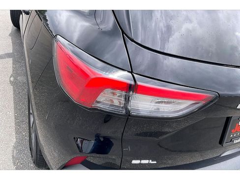 Used 2020 Ford Escape SEL AWD/4WD image 30
