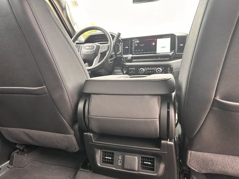 Used 2025 GMC Sierra 1500 SLT image 37
