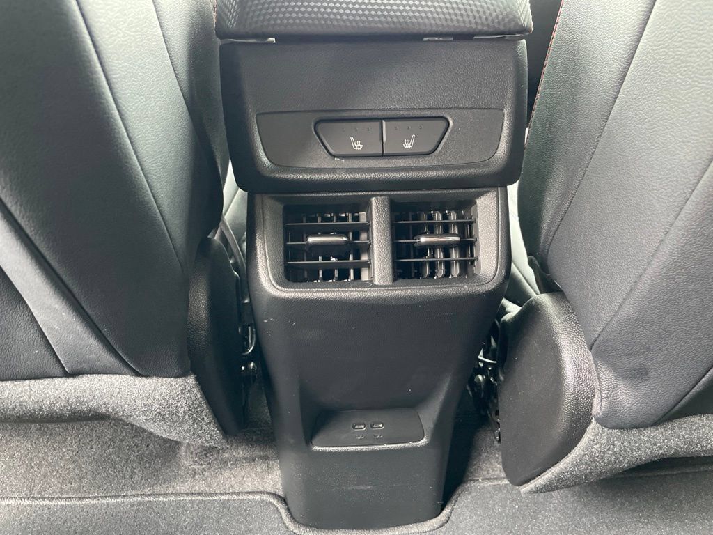 Used 2025 Chevrolet Equinox RS w/ Safety and Technology Package AWD/4WD image 20