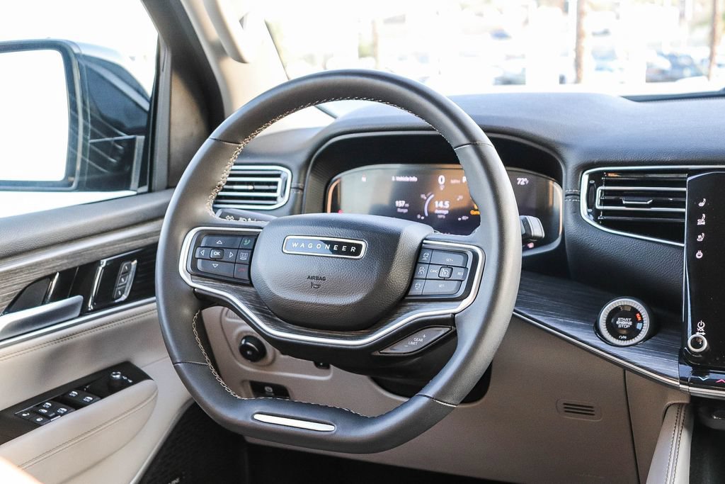 Used 2024 Jeep Wagoneer Series II AWD/4WD image 17