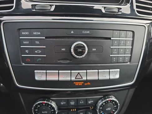 Used 2018 Mercedes-Benz GLE 350 4MATIC image 34