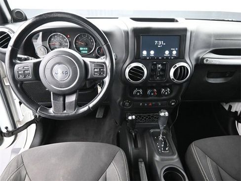 Used 2014 Jeep Wrangler Unlimited Sahara w/ Connectivity Group image 25