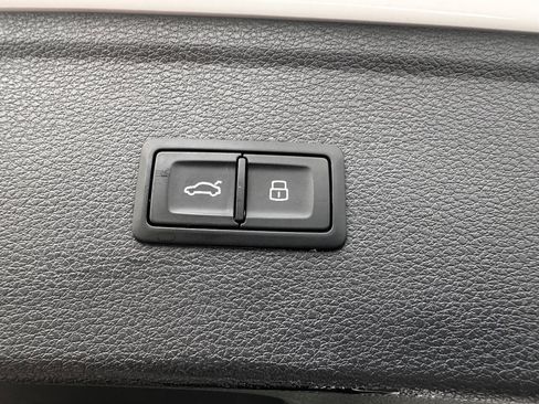 Used 2018 Audi Q5 2.0T Premium Plus w/ Premium Plus Package AWD/4WD image 33