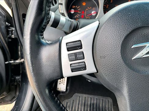 Used 2008 Nissan 350Z Touring RWD image 20