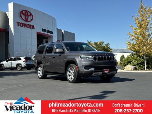 Used 2022 Jeep Wagoneer Series II image 1