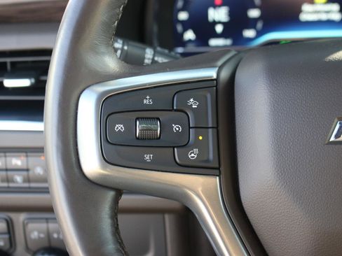 Used 2022 Chevrolet Tahoe LT w/ Luxury Package AWD/4WD image 22