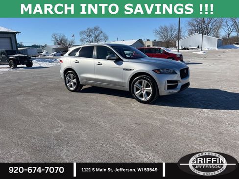 Used 2017 Jaguar F-PACE R-Sport image 6