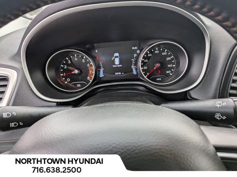 Used 2018 Jeep Compass Latitude w/ Popular Equipment Group image 6