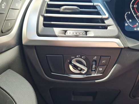 Used 2024 BMW X3 xDrive30i w/ M Sport Package AWD/4WD image 16