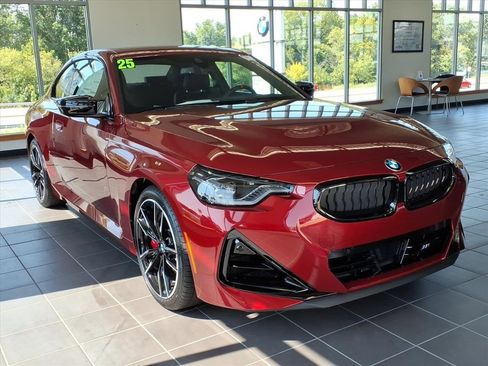 New 2025 BMW M240i xDrive Coupe image 1