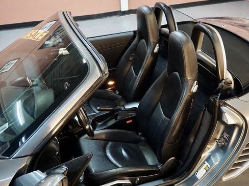 Used 2009 Porsche Boxster RWD image 42