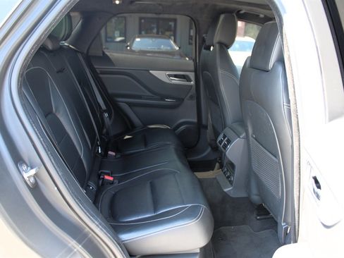 Used 2020 Jaguar F-PACE S image 18