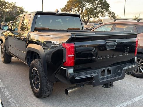 Used 2024 Toyota Tacoma TRD Off-Road image 4