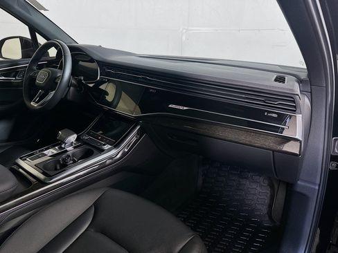 Used 2023 Audi Q7 3.0T Premium Plus w/ Premium Plus Package AWD/4WD image 31