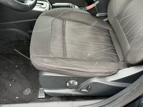 Used 2019 Ford EcoSport SE image 33