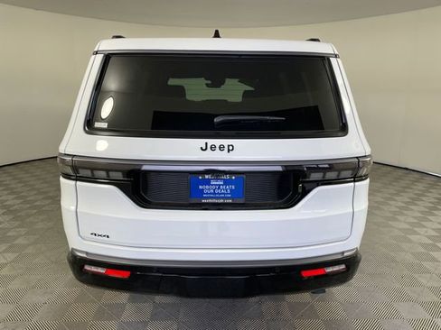 New 2026 Jeep Grand Wagoneer Limited w/ HD Trailer Tow Package AWD/4WD image 11
