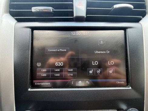Used 2015 Ford Fusion SE w/ Equipment Group 202A FWD image 24