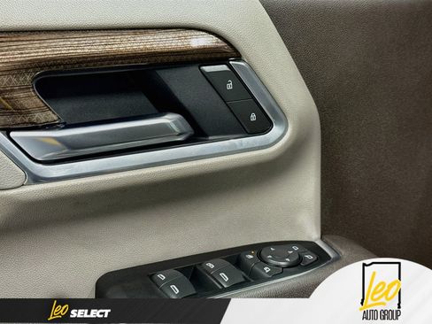 Used 2025 Chevrolet Silverado 3500 LT w/ Z71 Chrome Sport Edition AWD/4WD image 22