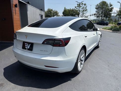 Used 2021 Tesla Model 3 Long Range AWD/4WD image 9